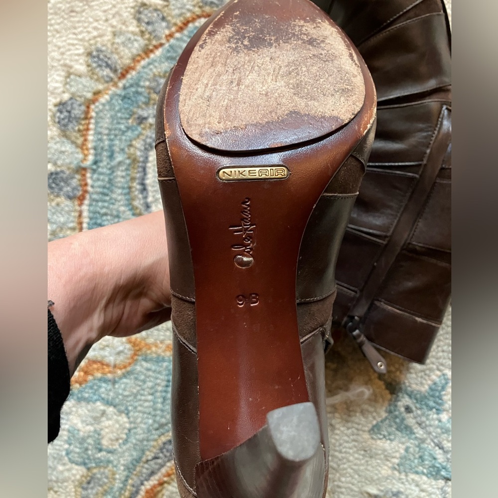 Vintage Cole Haan brown leather boots - Picture 4 of 9